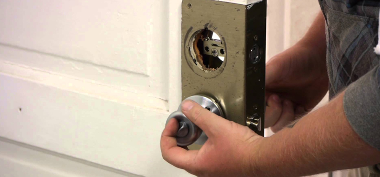 Home Lock Change in Vineyard